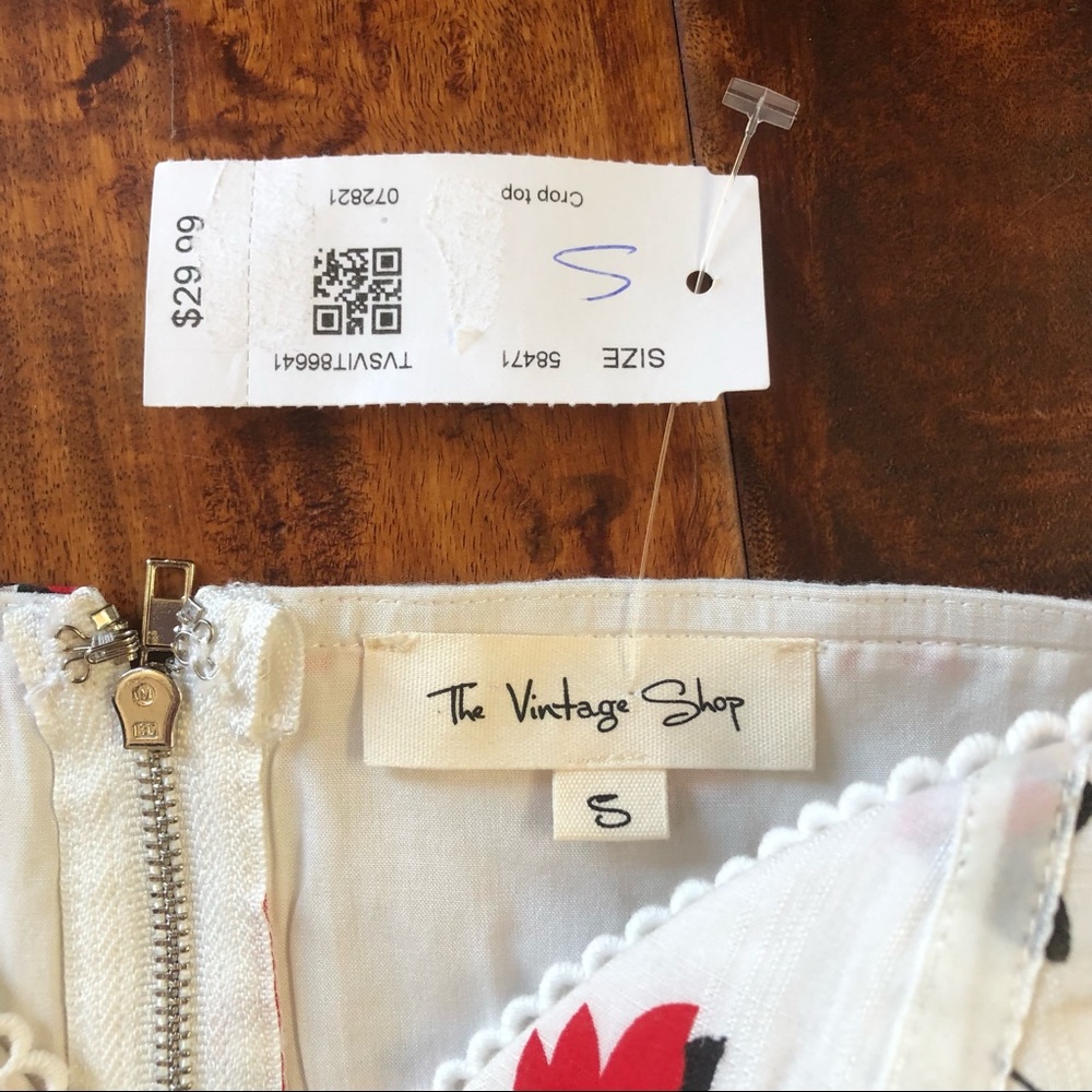 blouse - Picture 2 of 2